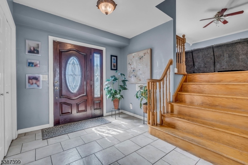 Linden City, NJ 07036,2316 Old Grove Rd