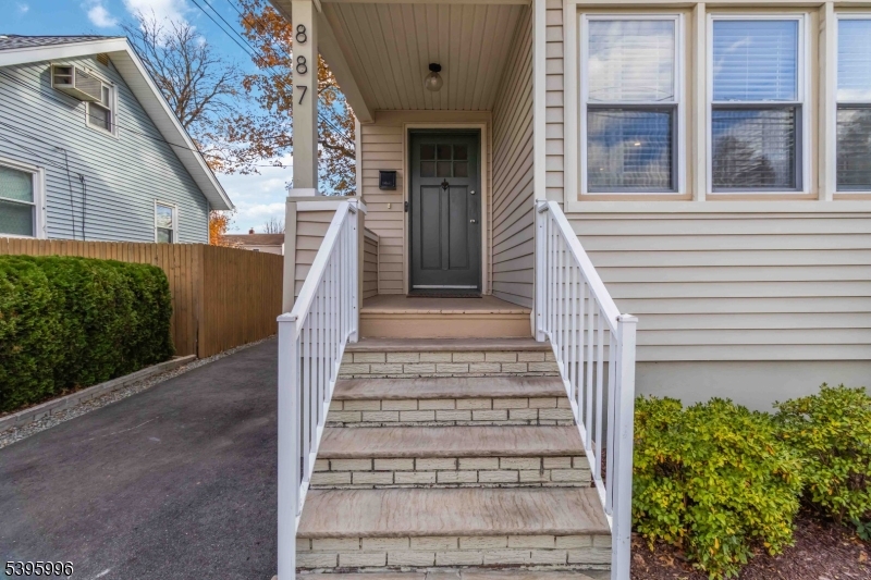Union Twp., NJ 07083,887 Ray Ave