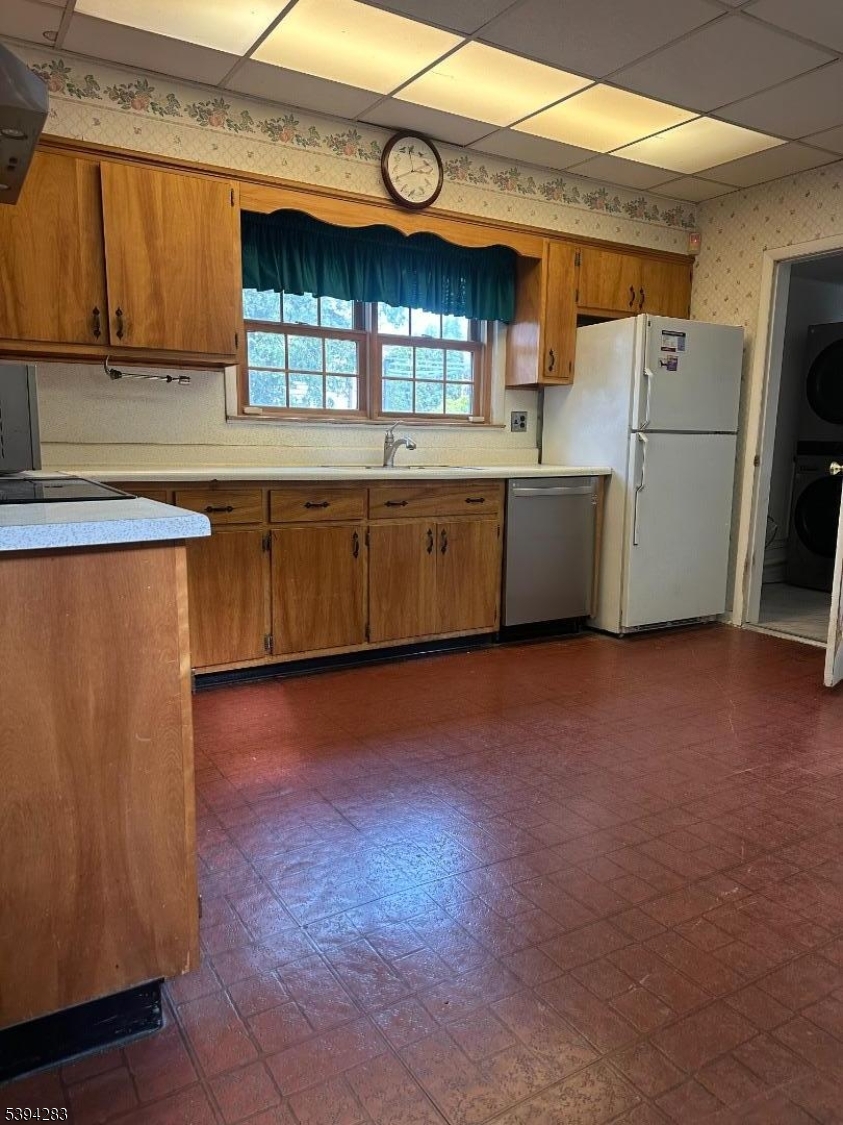 Wayne Twp., NJ 07470,202 Newark Pompton Tpke