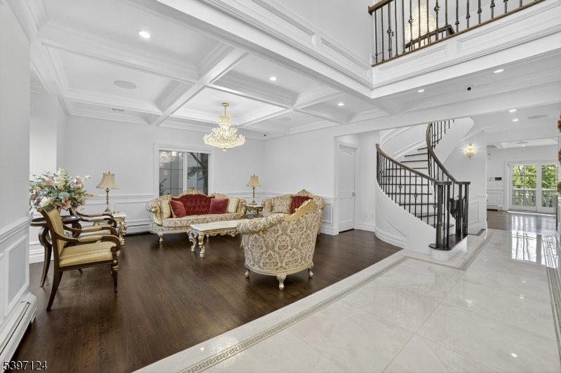 Fort Lee Boro, NJ 07024,1096 Briar Way