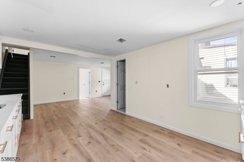 City Of Orange Twp., NJ 07050,585 Mcchesney St