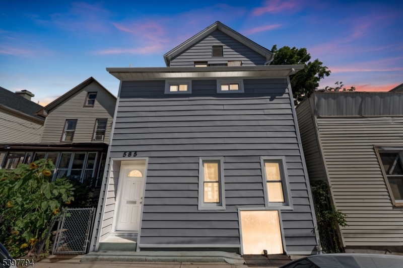 585 Mcchesney St, City Of Orange Twp., NJ 07050