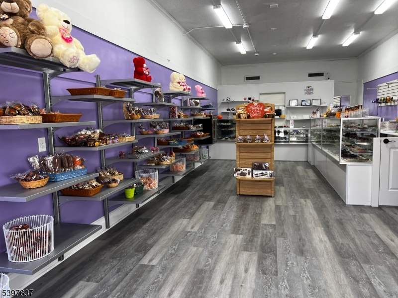 Hawthorne Boro, NJ 07506,580 Lafayette Ave