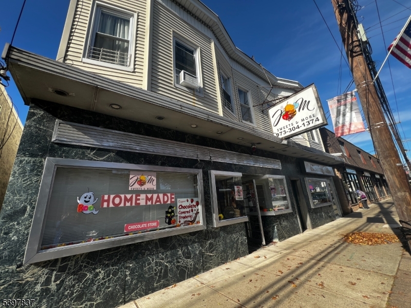 580 Lafayette Ave, Hawthorne Boro, NJ 07506