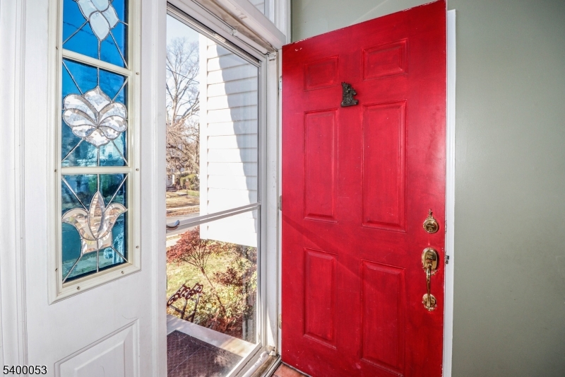 Metuchen Boro, NJ 08840,74 Newman St