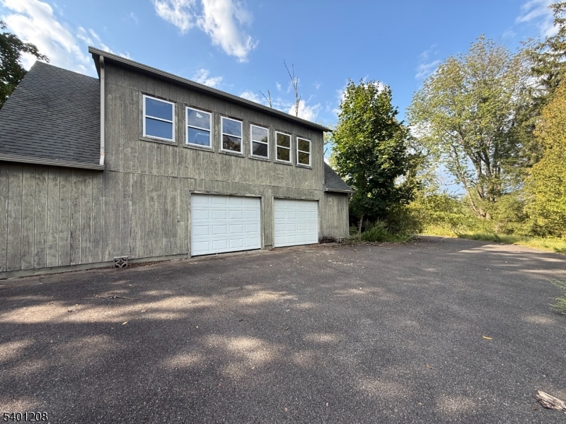 211 Pickle Rd, Washington Twp., NJ 07830