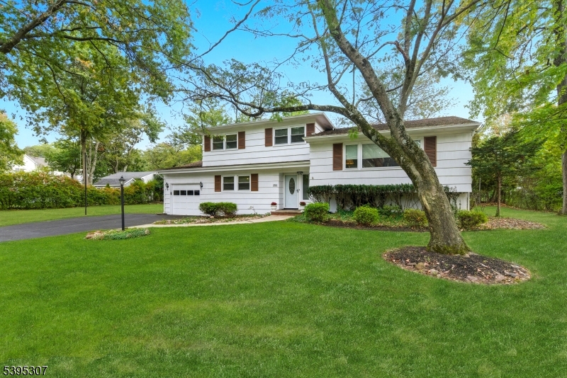 Scotch Plains Twp., NJ 07076,2286 Stocker Ln