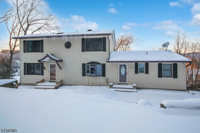 519 E Shore Trl., Byram Twp., NJ 07871