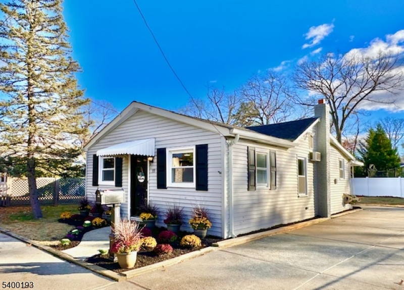 Spotswood Boro, NJ 08884,53 Newark Ave