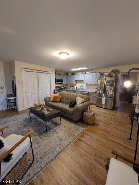 Hamburg Boro, NJ 07419,55 Gingerbread Castle Rd