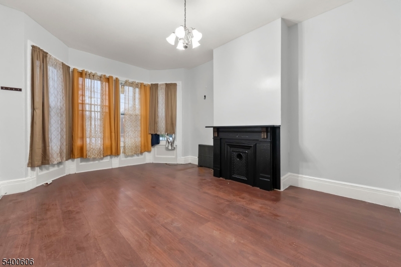 Paterson City, NJ 07501,21 Olive St