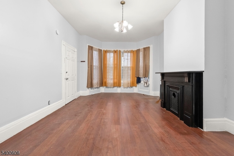 Paterson City, NJ 07501,21 Olive St