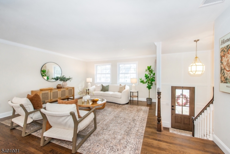 Morris Twp., NJ 07960,4 Barberry Rd