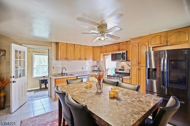 Ridgewood Village, NJ 07450,369 Queens Ct