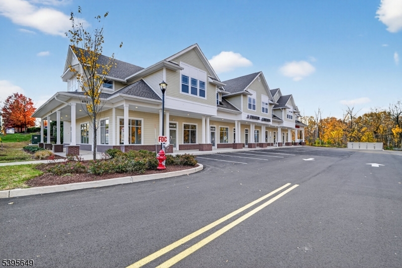 Hillsborough Twp., NJ 08844,692 Us Highway 206 #203