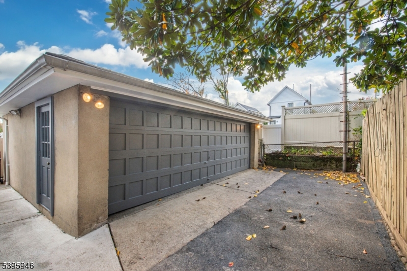 Lodi Boro, NJ 07644,116 Spring St