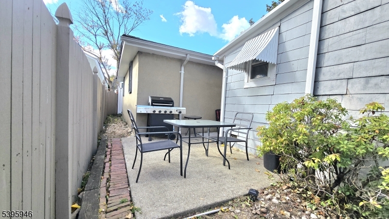 Lodi Boro, NJ 07644,116 Spring St