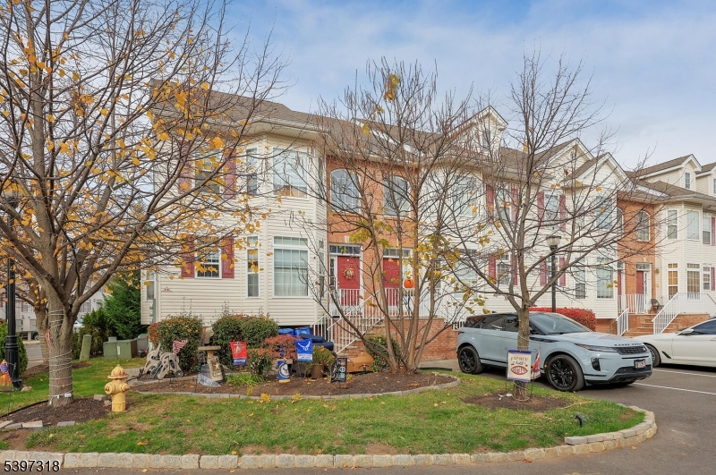 Rahway City, NJ 07065,1427 Barnhardt Ln