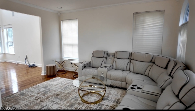 North Brunswick Twp., NJ 08902,46 Pin Oak Dr