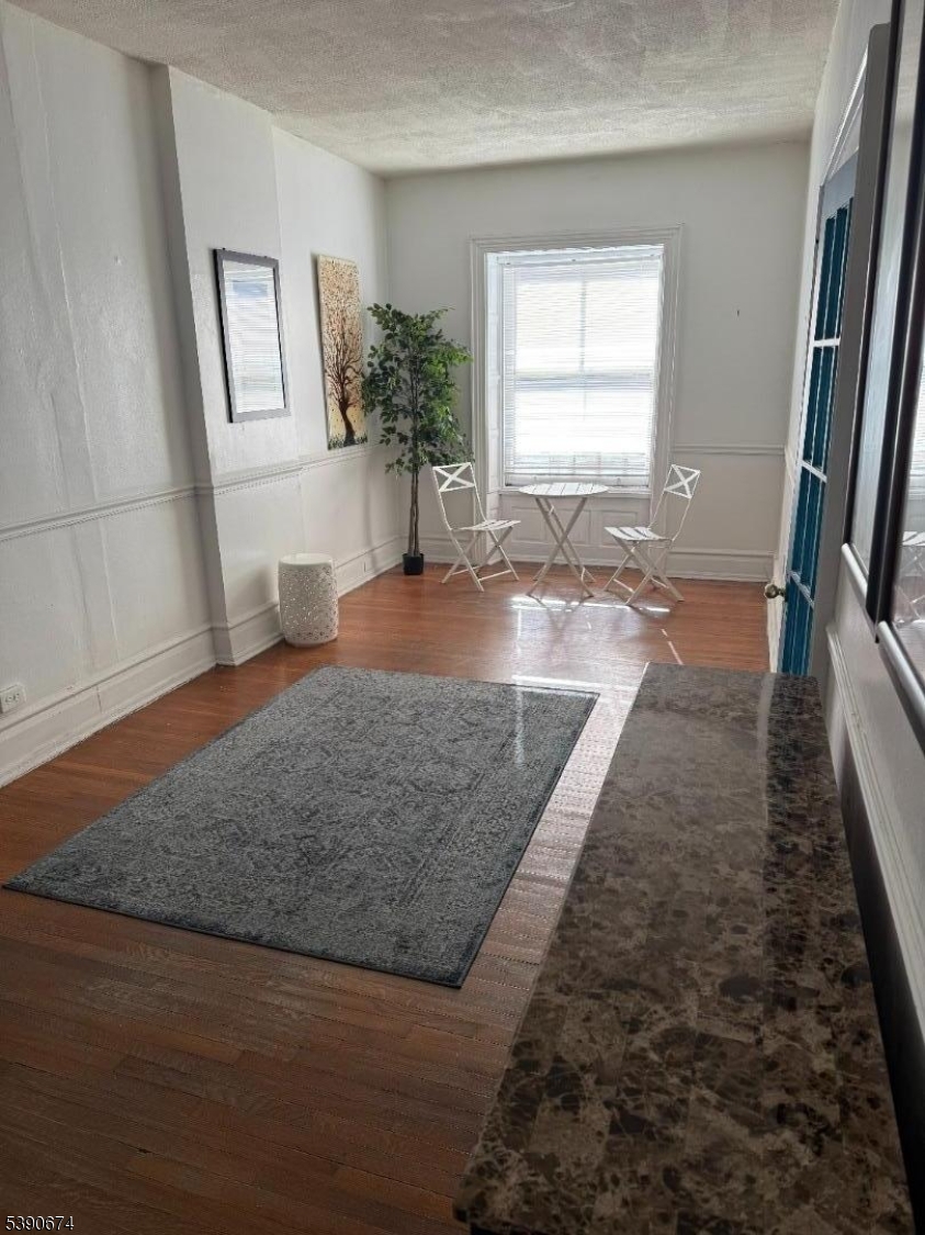 Trenton City, NJ 08608,210 W STATE ST