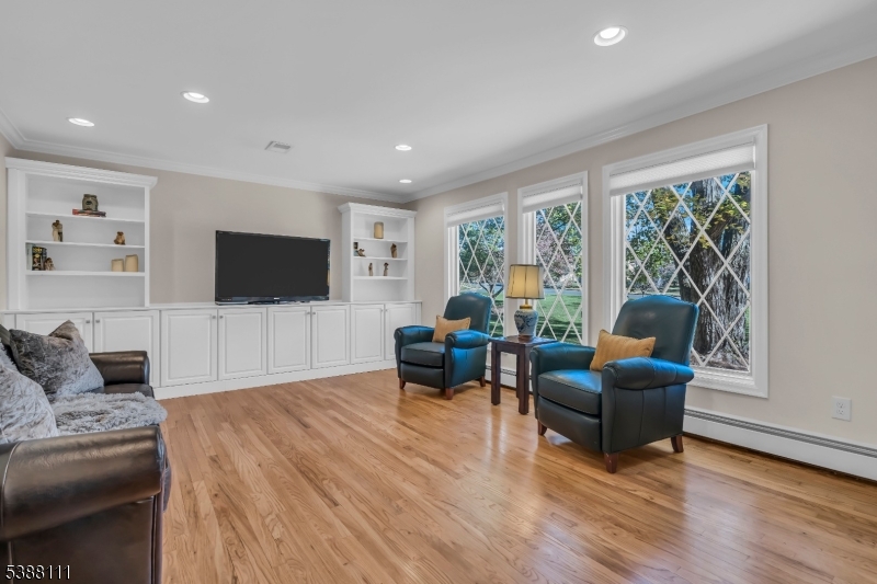 Branchburg Twp., NJ 08853,1053 Hillcrest Dr