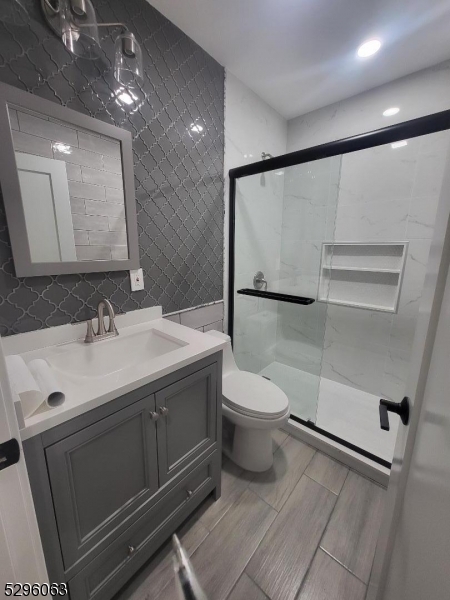 Newark City, NJ 07105,288 E Kinney St