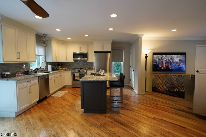 Washington Twp., NJ 07676,573 Willow St