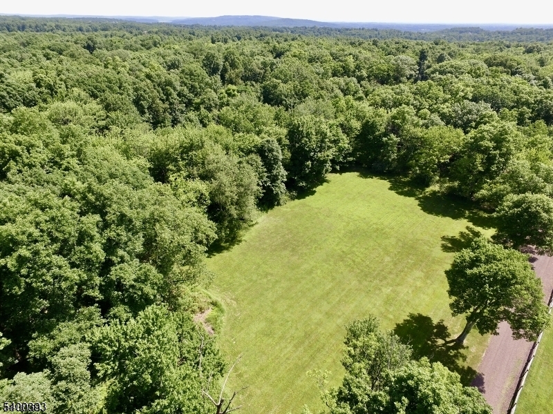 Raritan Twp., NJ 08822,57 Featherbed Ln