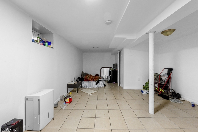 Elizabeth City, NJ 07206,113 2nd St