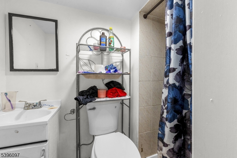 Elizabeth City, NJ 07206,113 2nd St