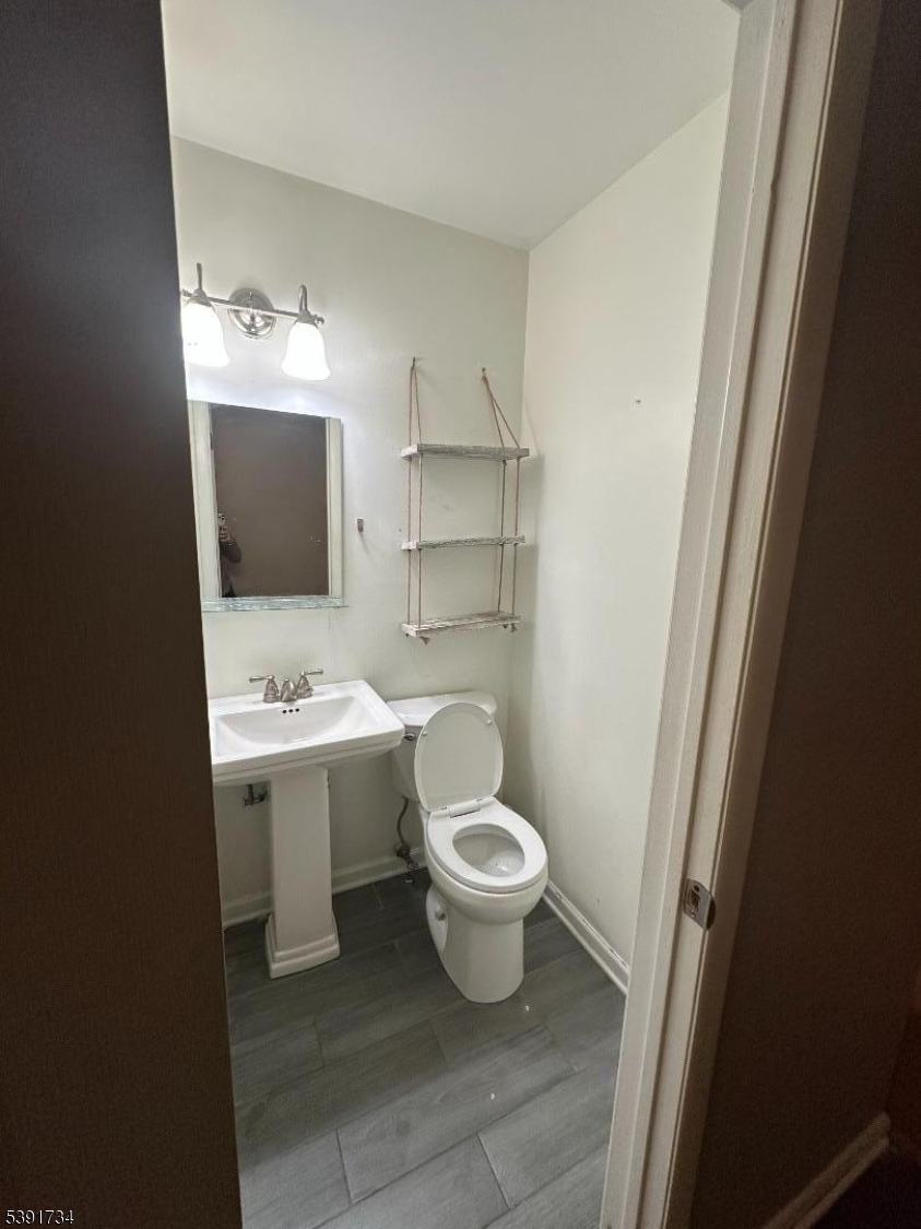 Hillsborough Twp., NJ 08844,608 Robin Rd