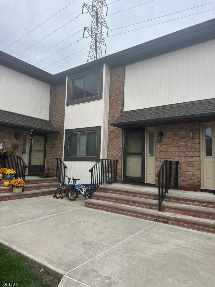 608 Robin Rd, Hillsborough Twp., NJ 08844