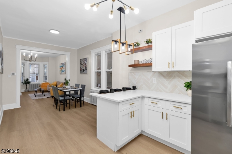 Elizabeth City, NJ 07202,19 Stewart Pl