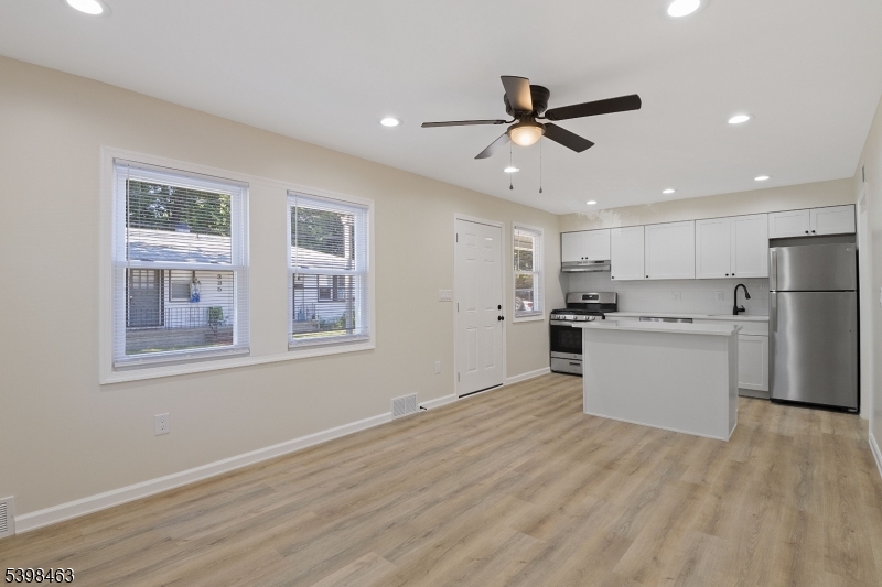 East Rutherford Boro, NJ 07073,335 Paterson Ave #D