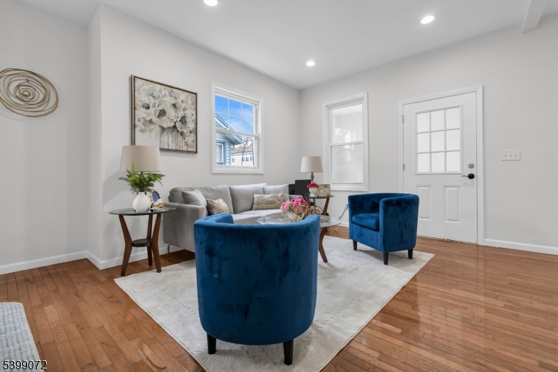 Roselle Boro, NJ 07203,1107 Drake Ave