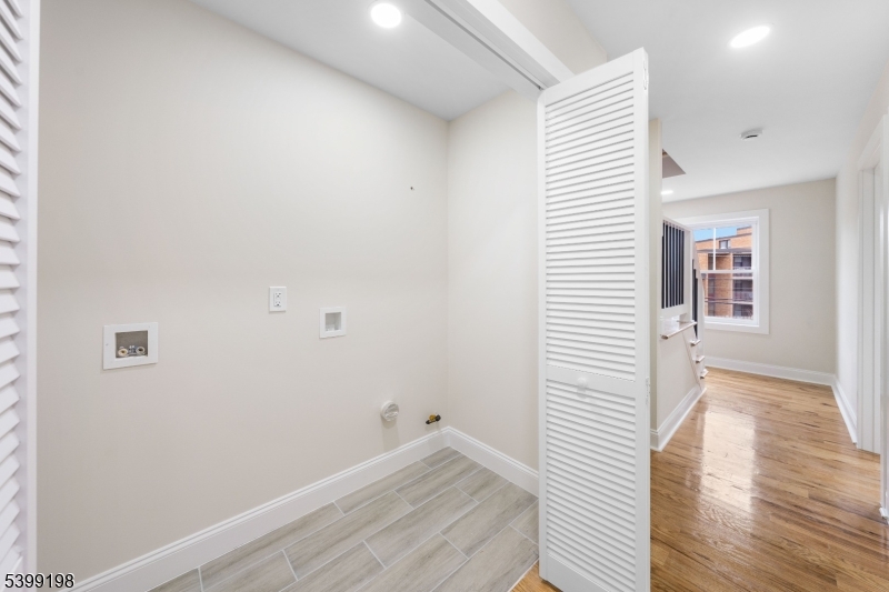 Cranford Twp., NJ 07016,41 Meeker Ave