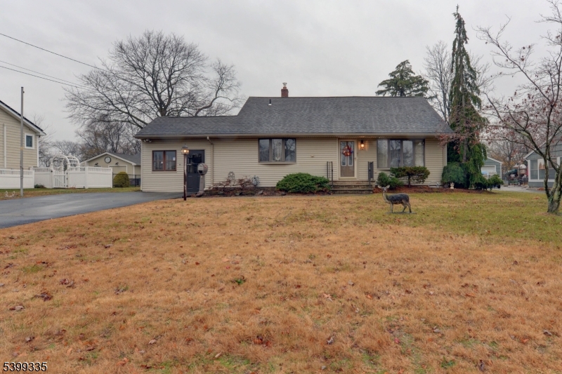 7 Parsons Rd, Lincoln Park Boro, NJ 07035