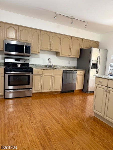 Hillsborough Twp., NJ 08844,608 Robin Rd