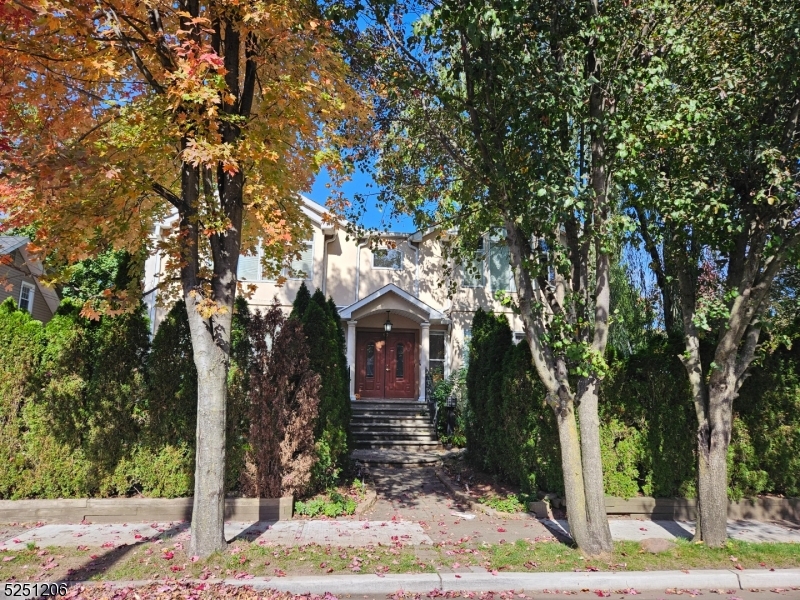 Bergenfield Boro, NJ 07621,67 Anderson Ave