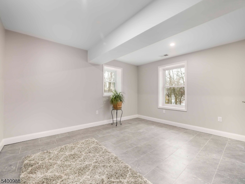 Jefferson Twp., NJ 07849,11 Maine St