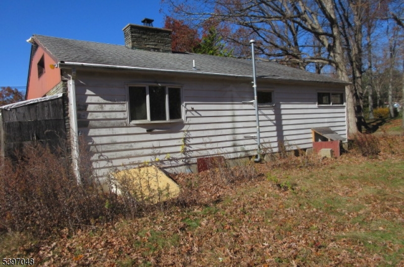 Jefferson Twp., NJ 07438,264 Cozy Lake Rd