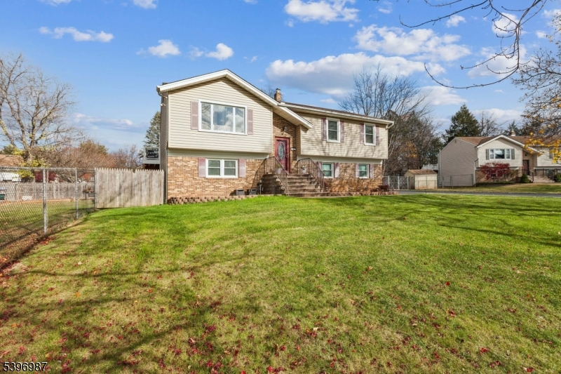 Franklin Twp., NJ 08873,27 Dorset Ct