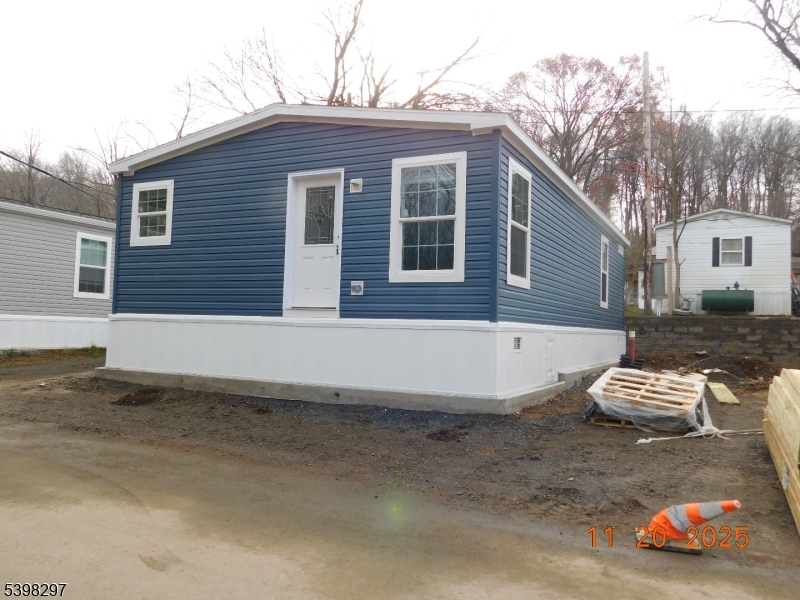 Oxford Twp., NJ 07863,11 Front Street