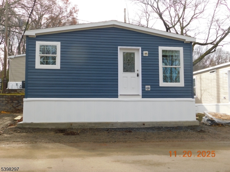 Oxford Twp., NJ 07863,11 Front Street