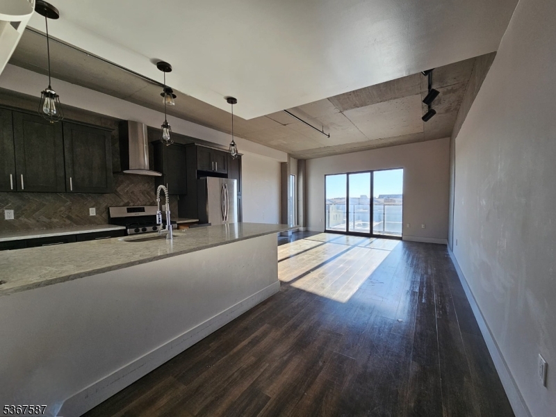 58 Elm St #501, Newark City, NJ 07105