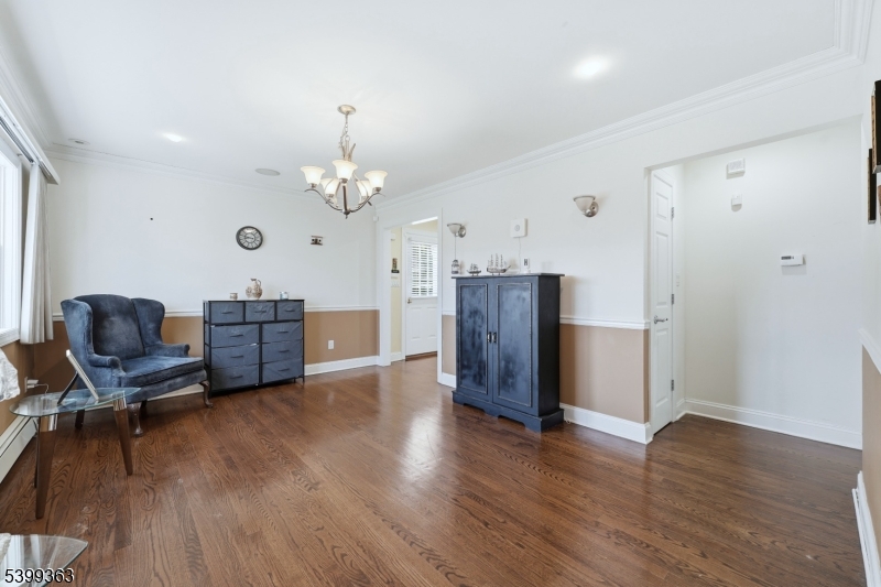 Rahway City, NJ 07065,1120 Greslin Ter