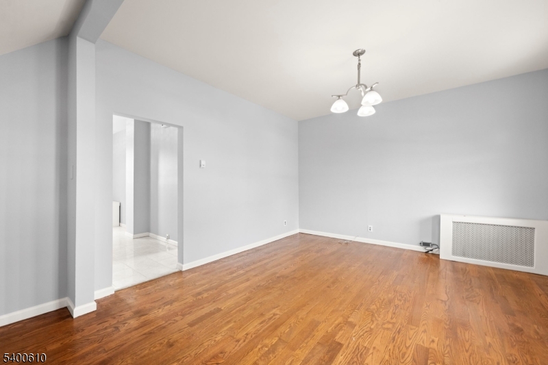 Clifton City, NJ 07011,16 Loretta St