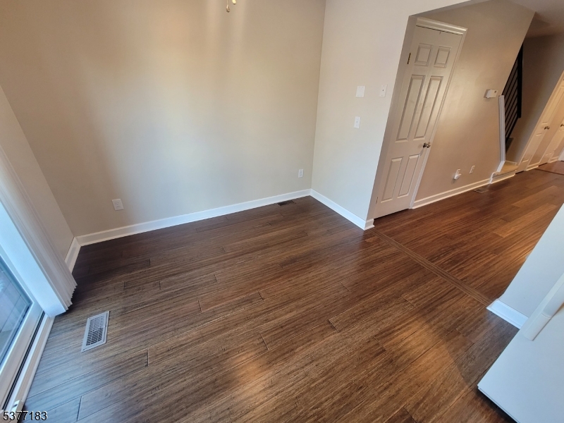 Raritan Twp., NJ 08822,405 Willow Ct