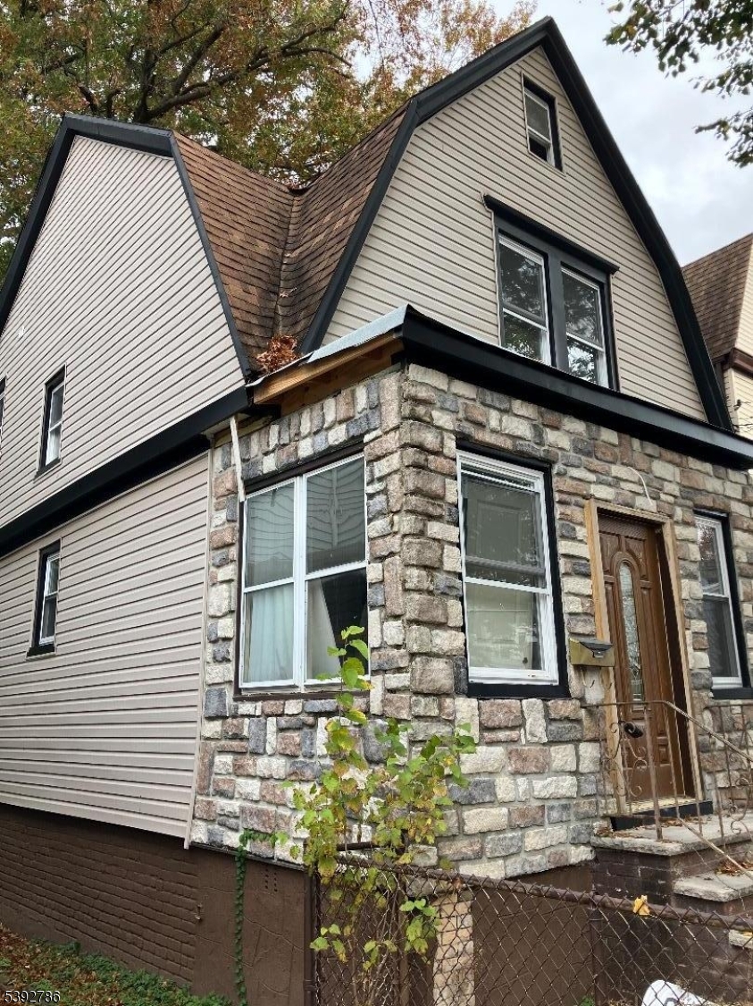 14 Ruth St, Irvington Twp., NJ 07111