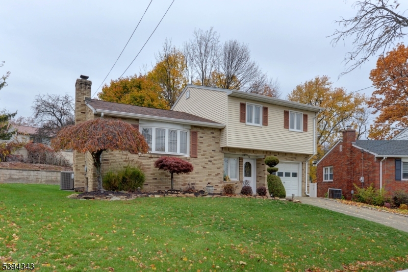 Clifton City, NJ 07013,184 Abbe Ln